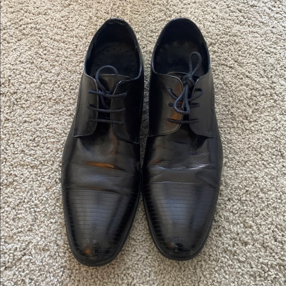 Mens black dress shoes